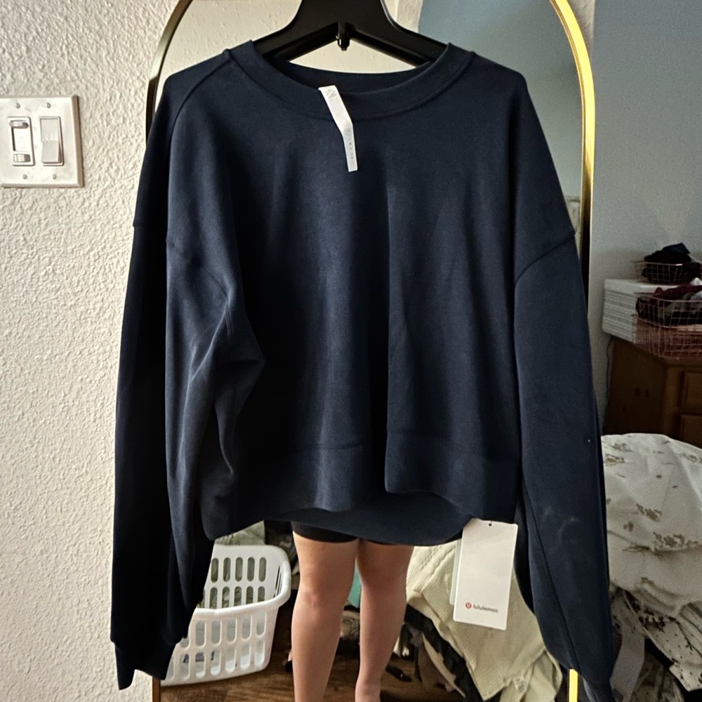 NWT Lulu lemon Perfectly Oversized Crop Crew